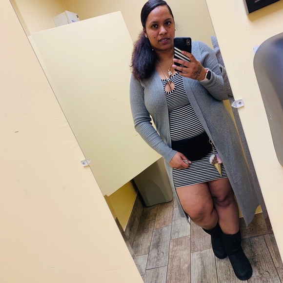 Meet your Posher, Sirena - Picture 1 of 1